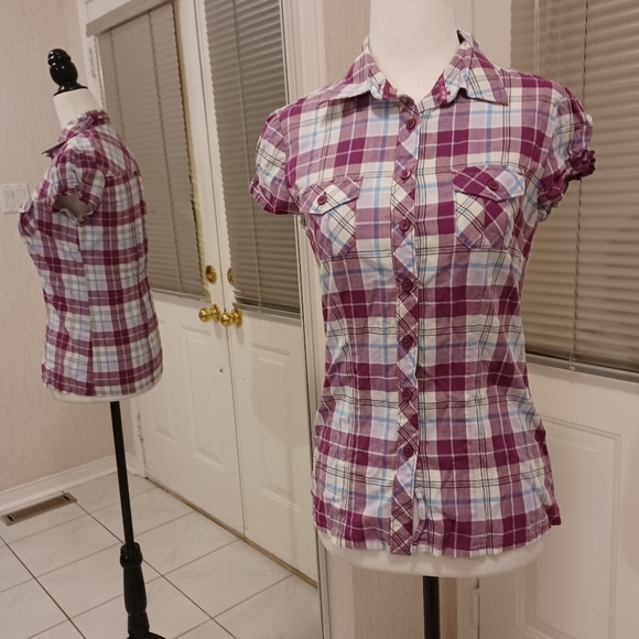 SO Tops - 4/$40 Plaid Fitted Blouse - Size Small